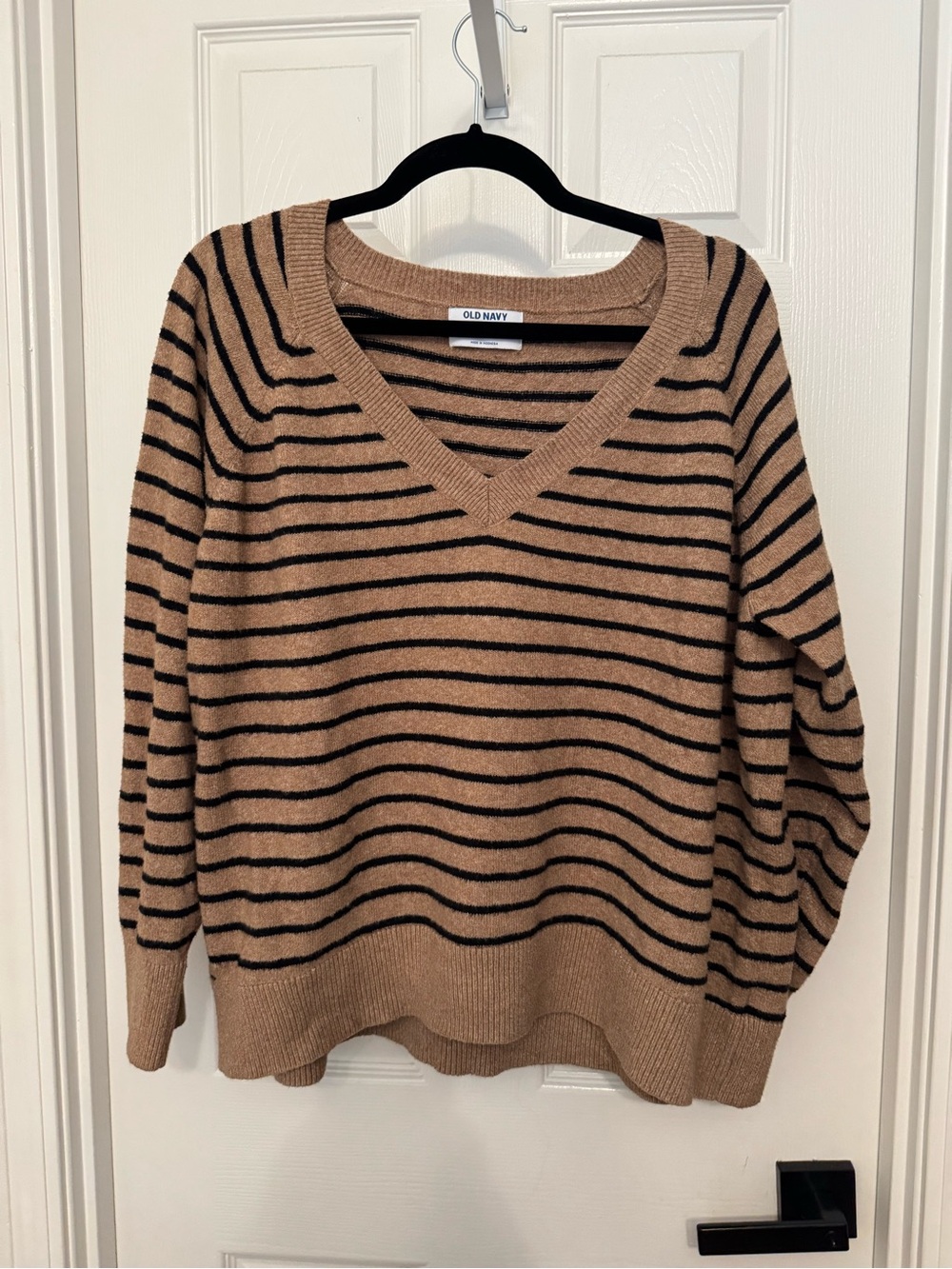 Old Navy Tan & Black Striped V-Neck Pullover Sweater